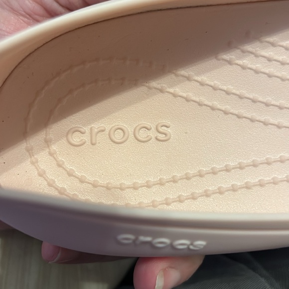 CROCS Brooklyn Flats in Soft Pink - Picture 3 of 8